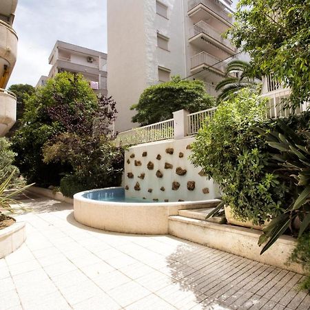 Salou Arquus Center Apartment Exterior foto